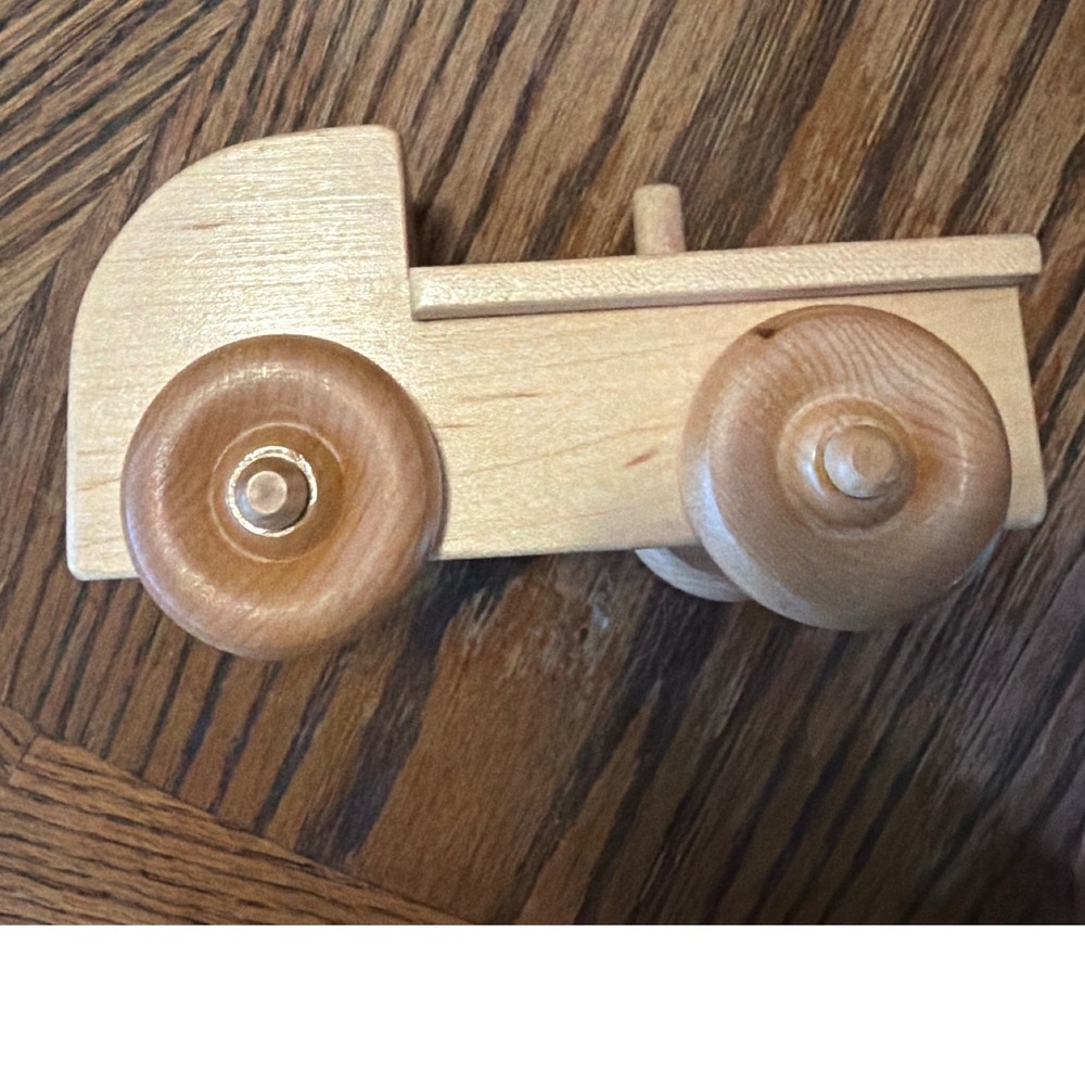 Jimkar Toys Natural Wooden Truck Handcrafted Minimalist Rolling Toy Vehicle